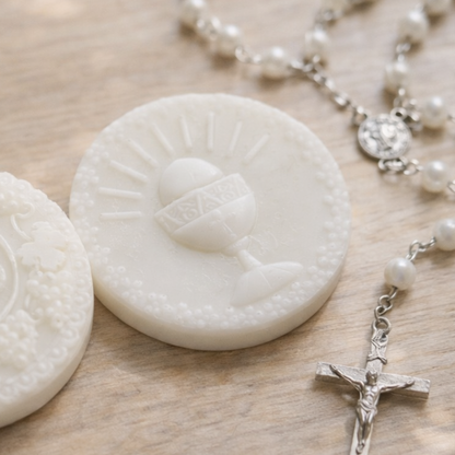 Personalised First Holy Communion Soap Favour - Chalice Soap Gift for Guests (Organza Bag, Custom Name Tag)