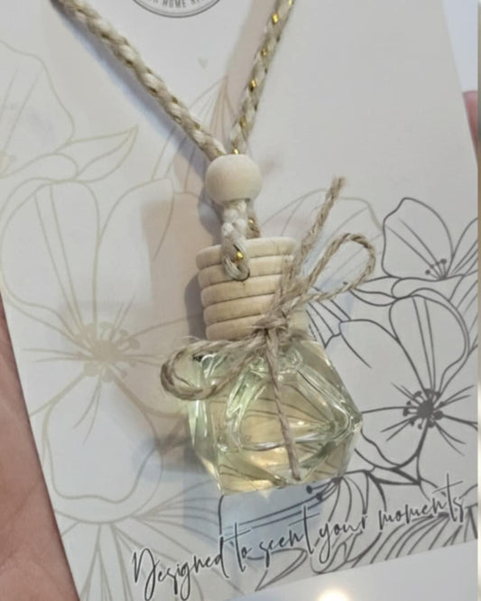 Diamond Car Diffuser | Hanging Glass Bottle 8ml | Diamond-Shaped Hanging Car Diffuser 8ml | Glass Bottle with Clip